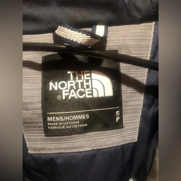 Men’s North Face 2018 Winter Olympics Snowboard Jacket - Picture 4 of 13